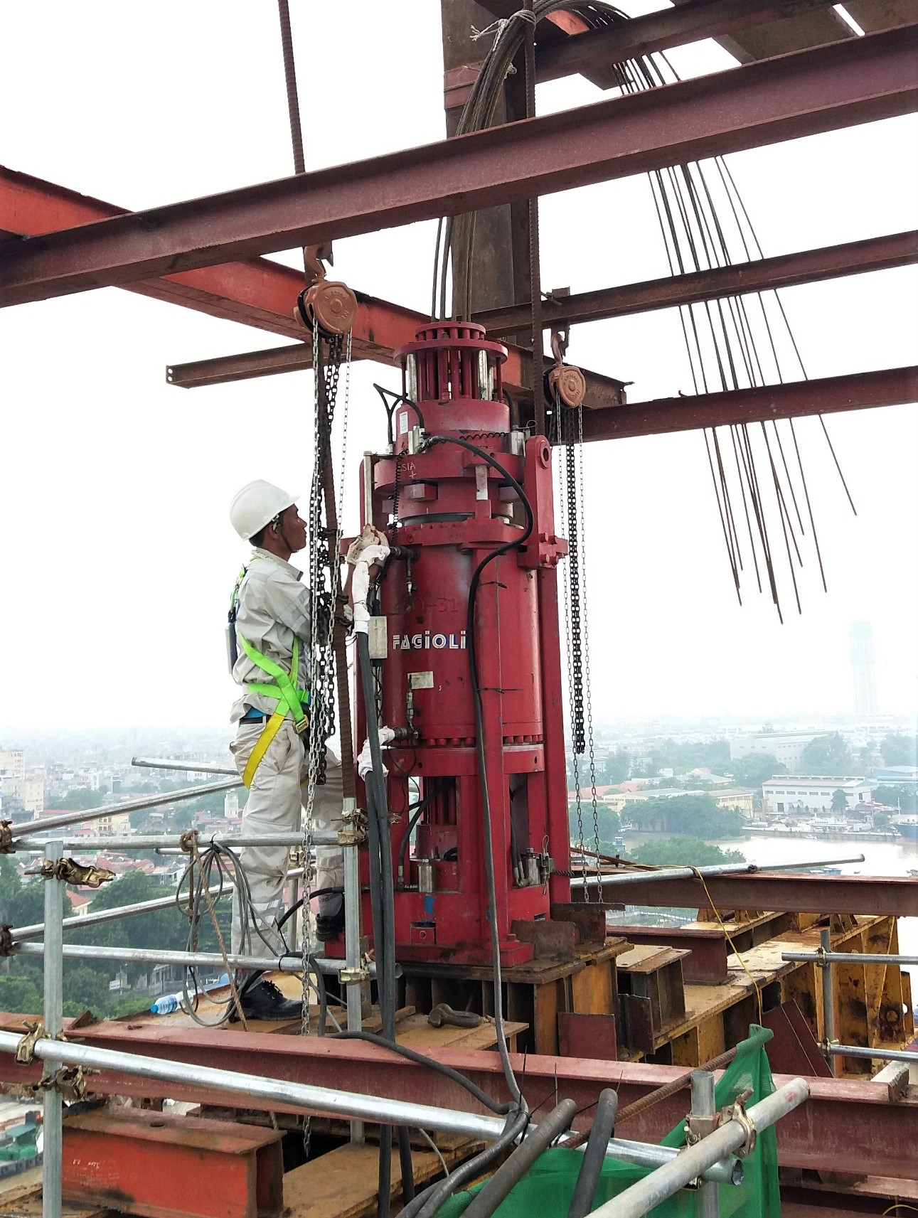 Kiem_tra_Strand_Jack