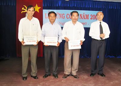 hinh_le_mung_cong_2007